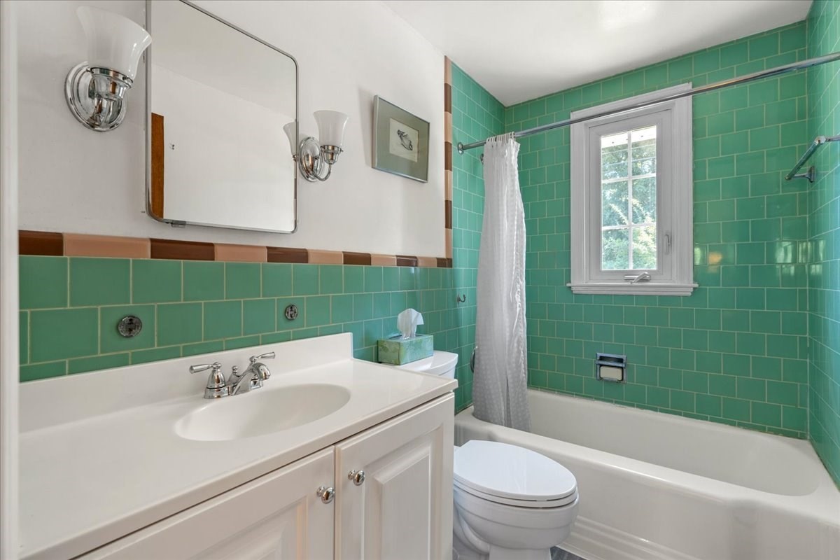 30 Irving Property Photo 29