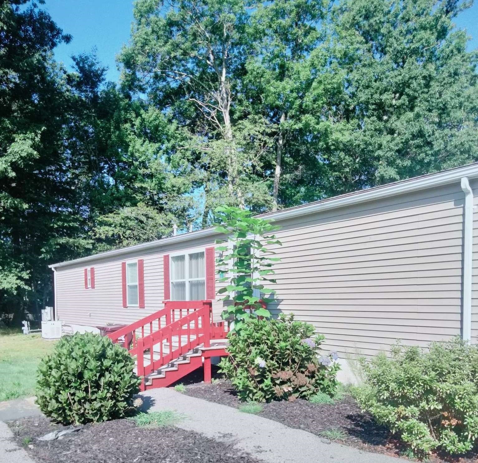 16 Hemlock Street Property Photo 1