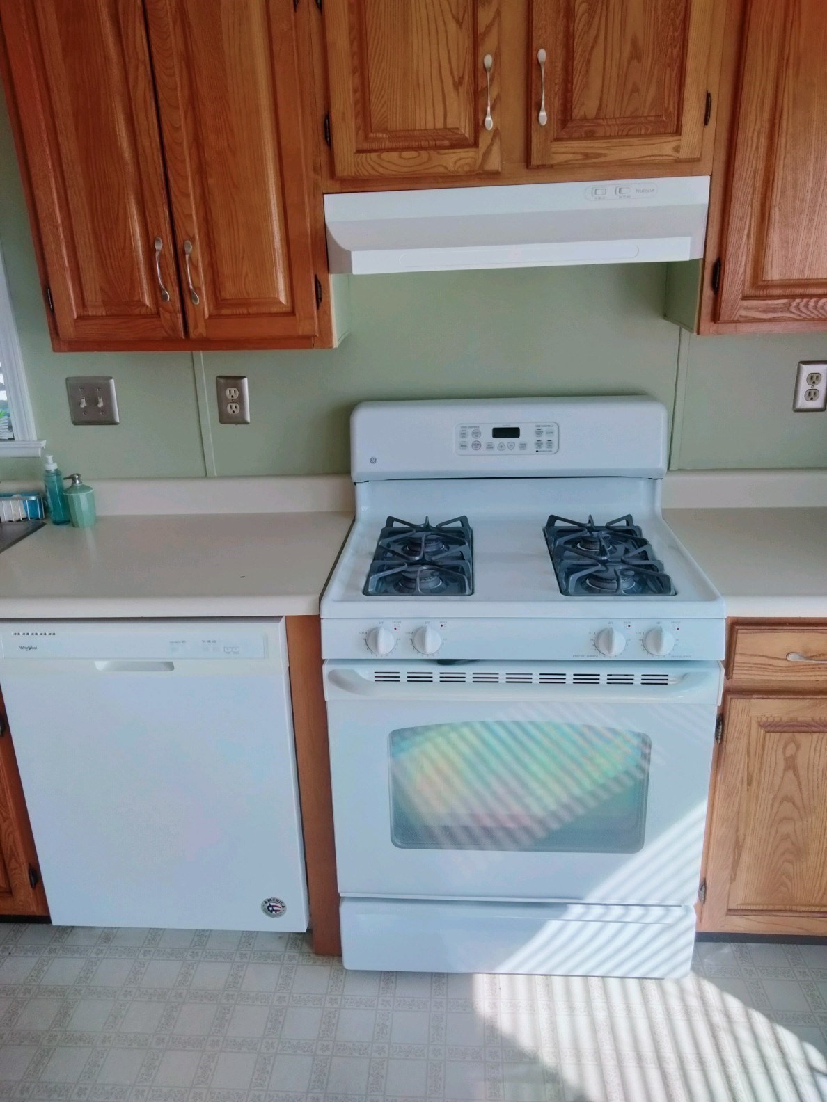 16 Hemlock Street Property Photo 7