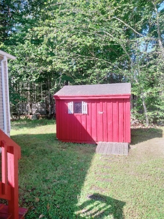 16 Hemlock Street Property Photo 26