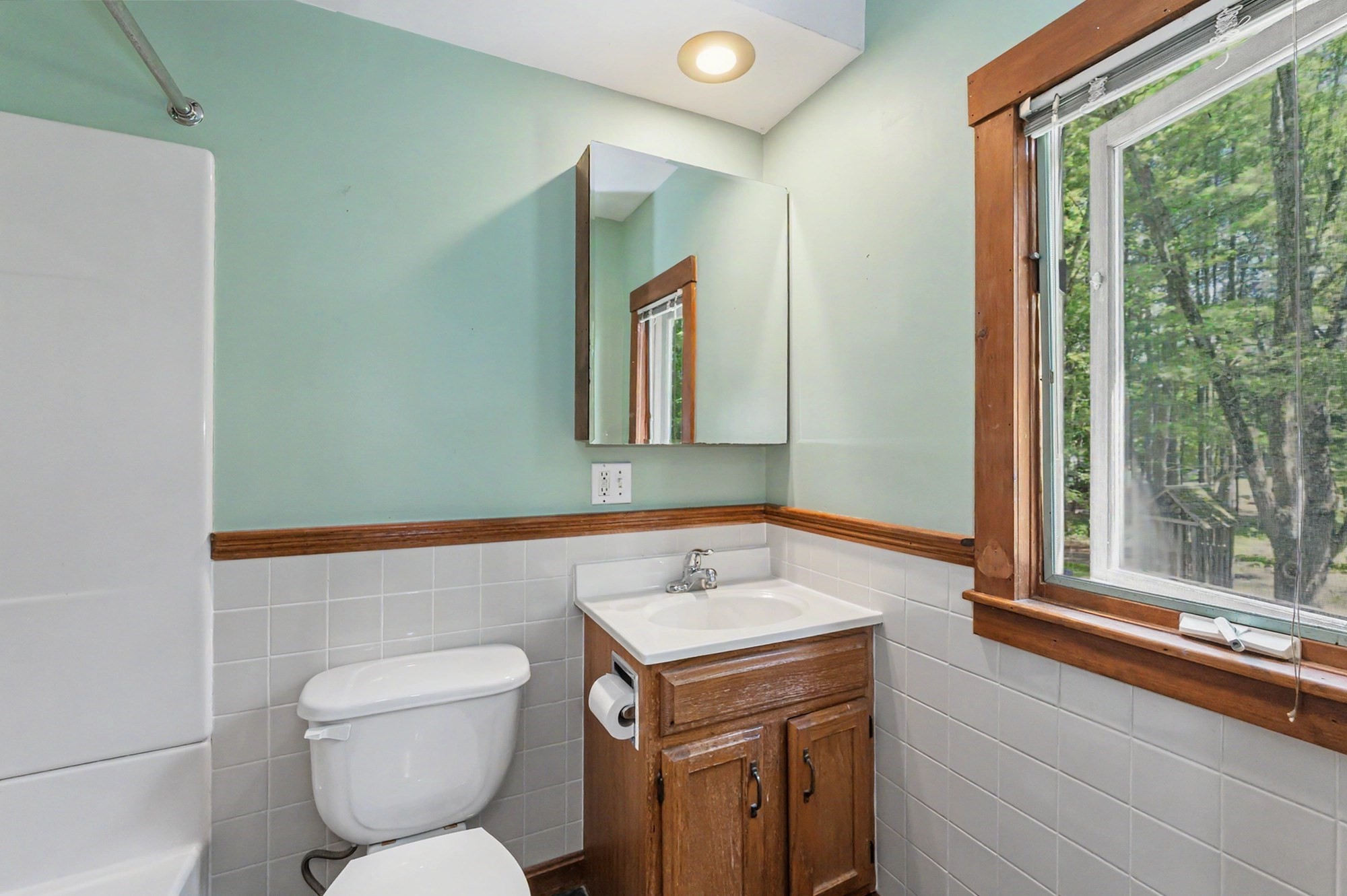 131 Main St Property Photo 14
