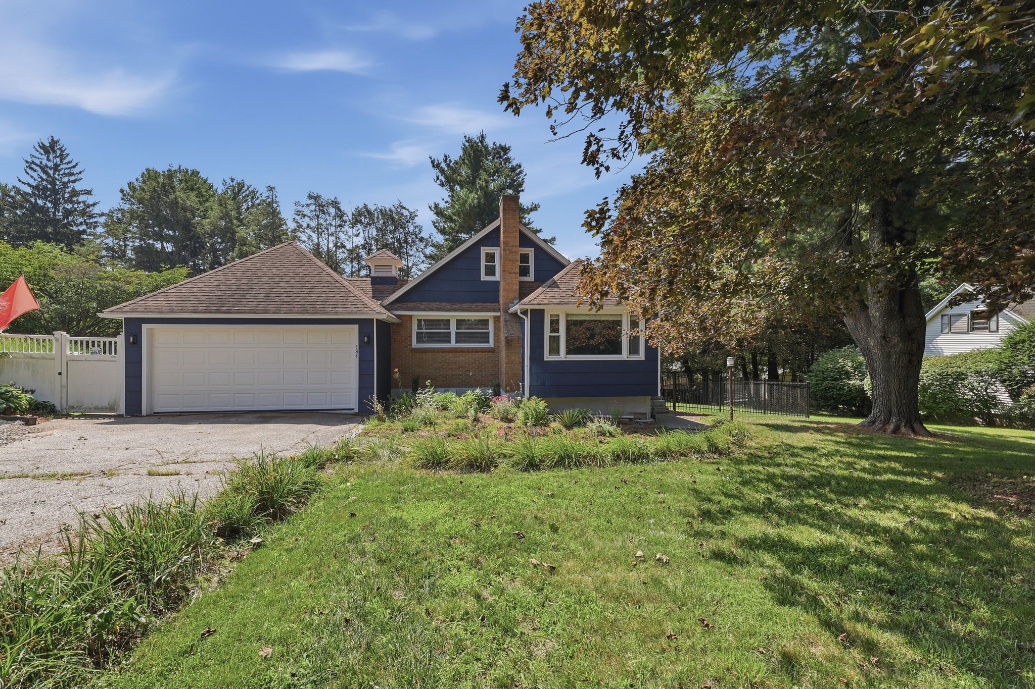 181 Flagg Street Property Photo 1