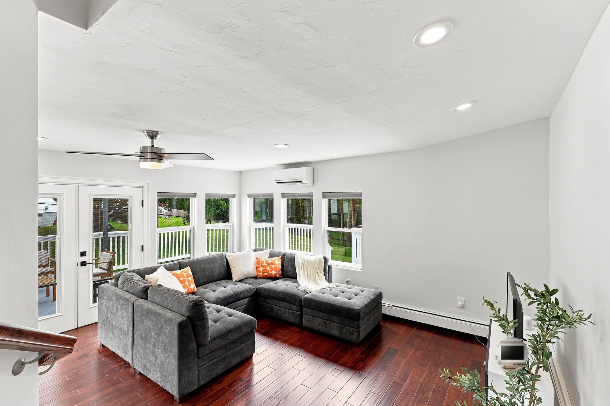 181 Flagg Street Property Photo 10