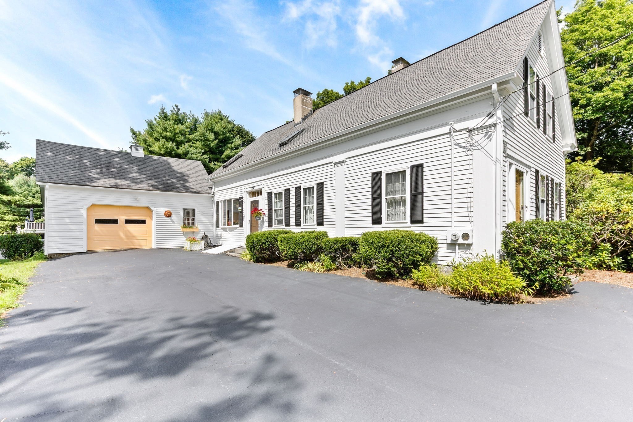 3 Howard St Property Photo 2