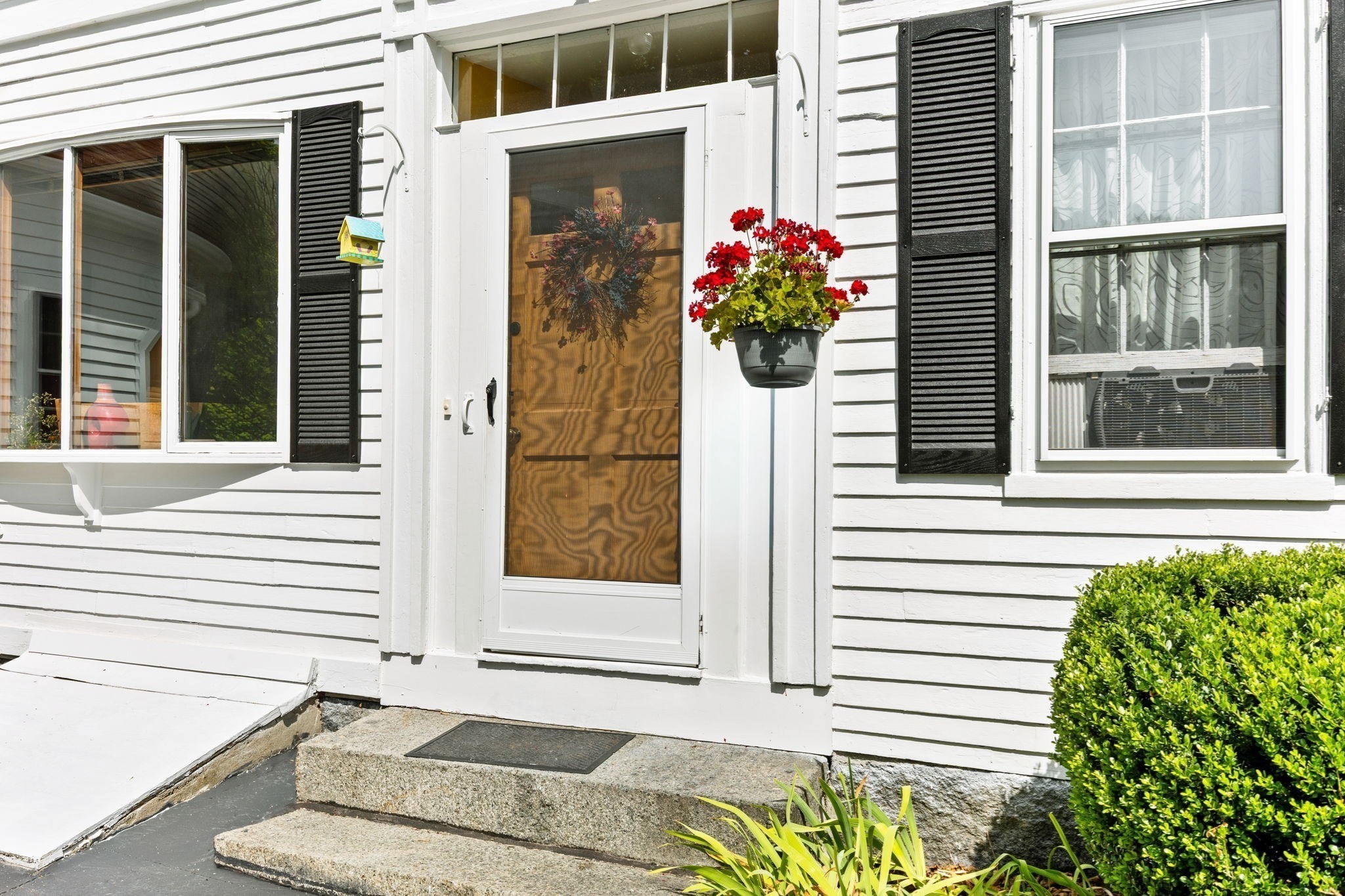 3 Howard St Property Photo 4