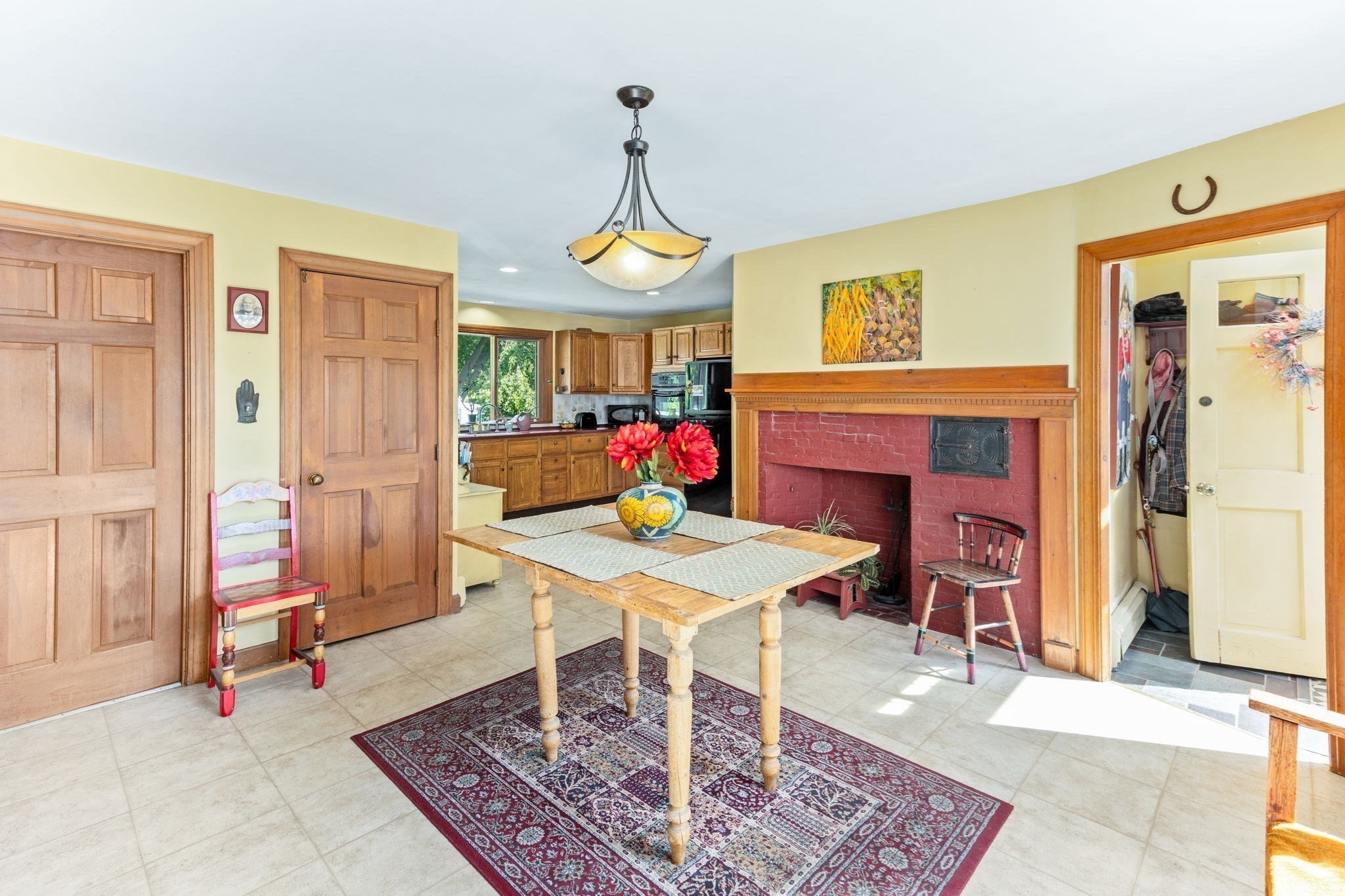 3 Howard St Property Photo 9