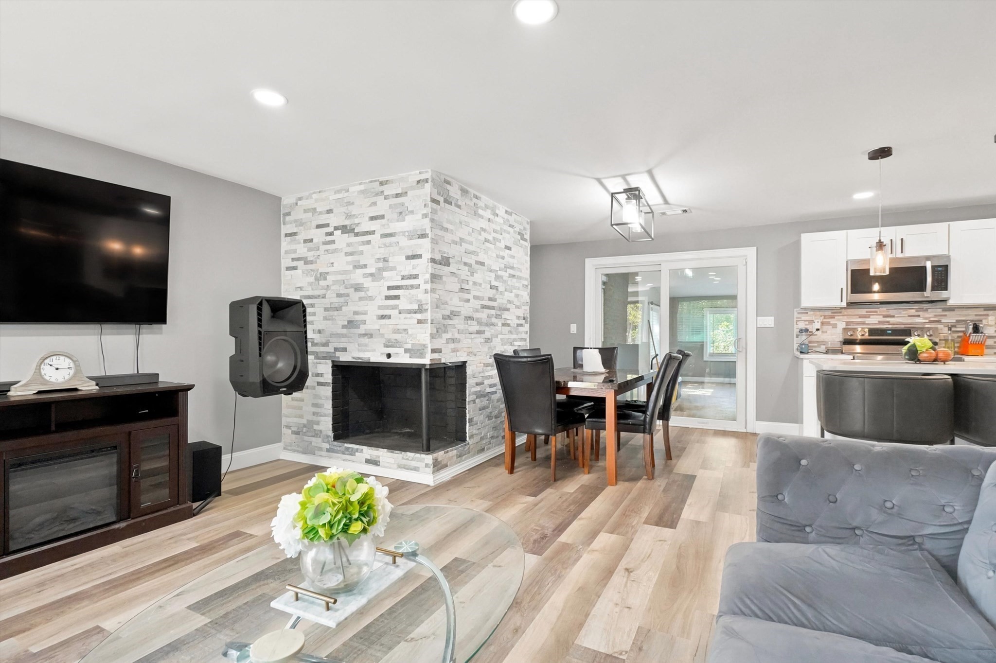 14 Pineview Terrace Property Photo 3
