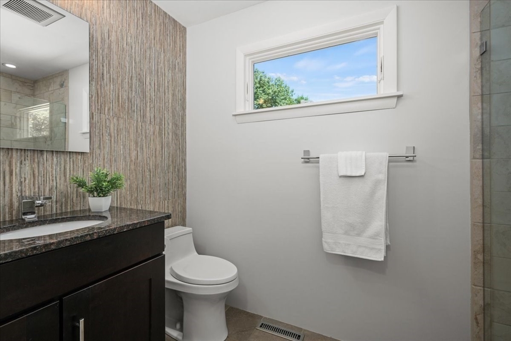 9 Hillando Dr Property Photo 26
