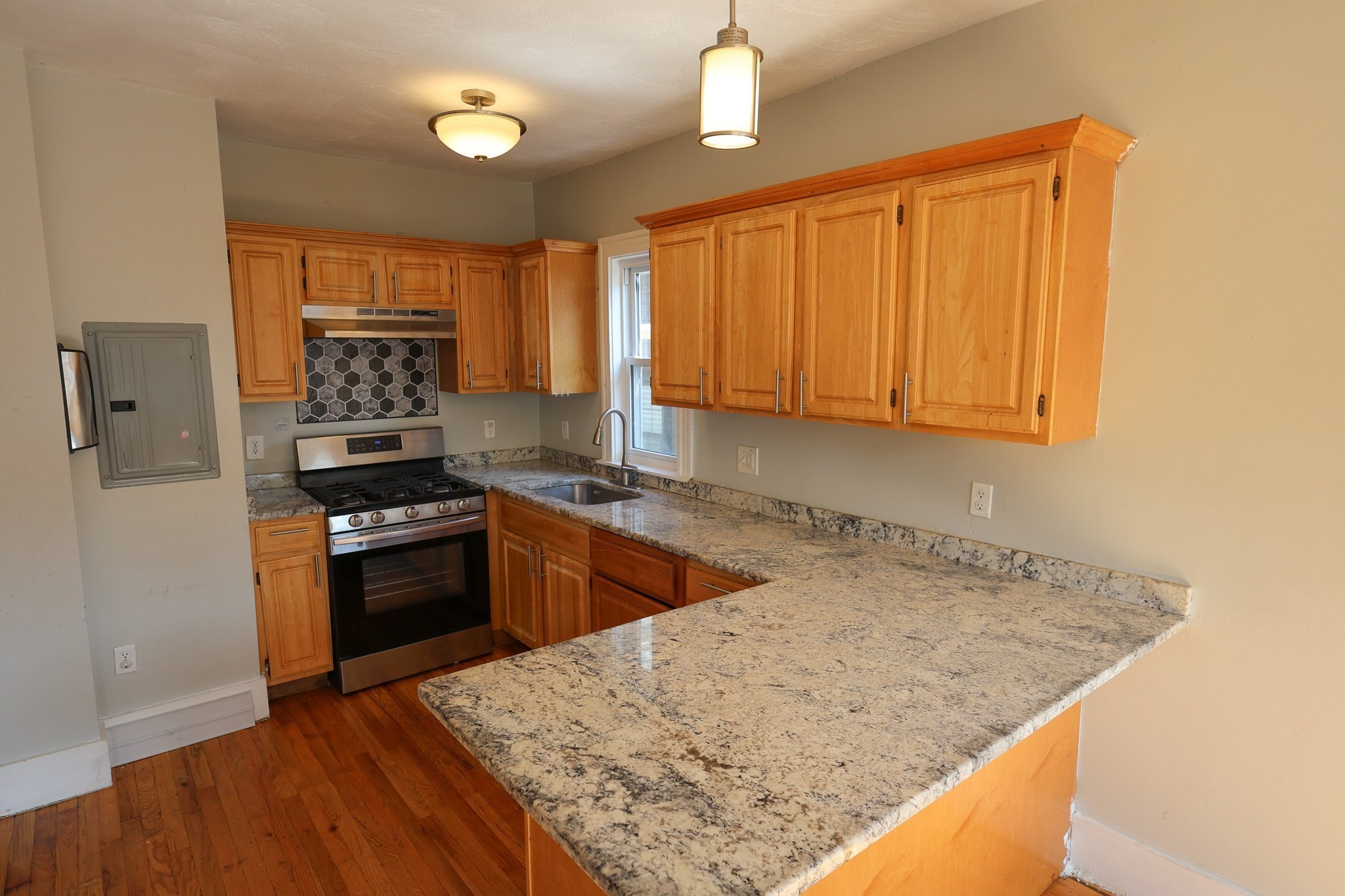 275 Humboldt Avenue # 2 Property Photo 1