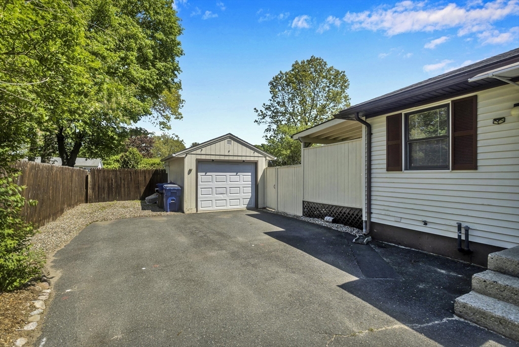 23 Beyer Dr Property Photo 22