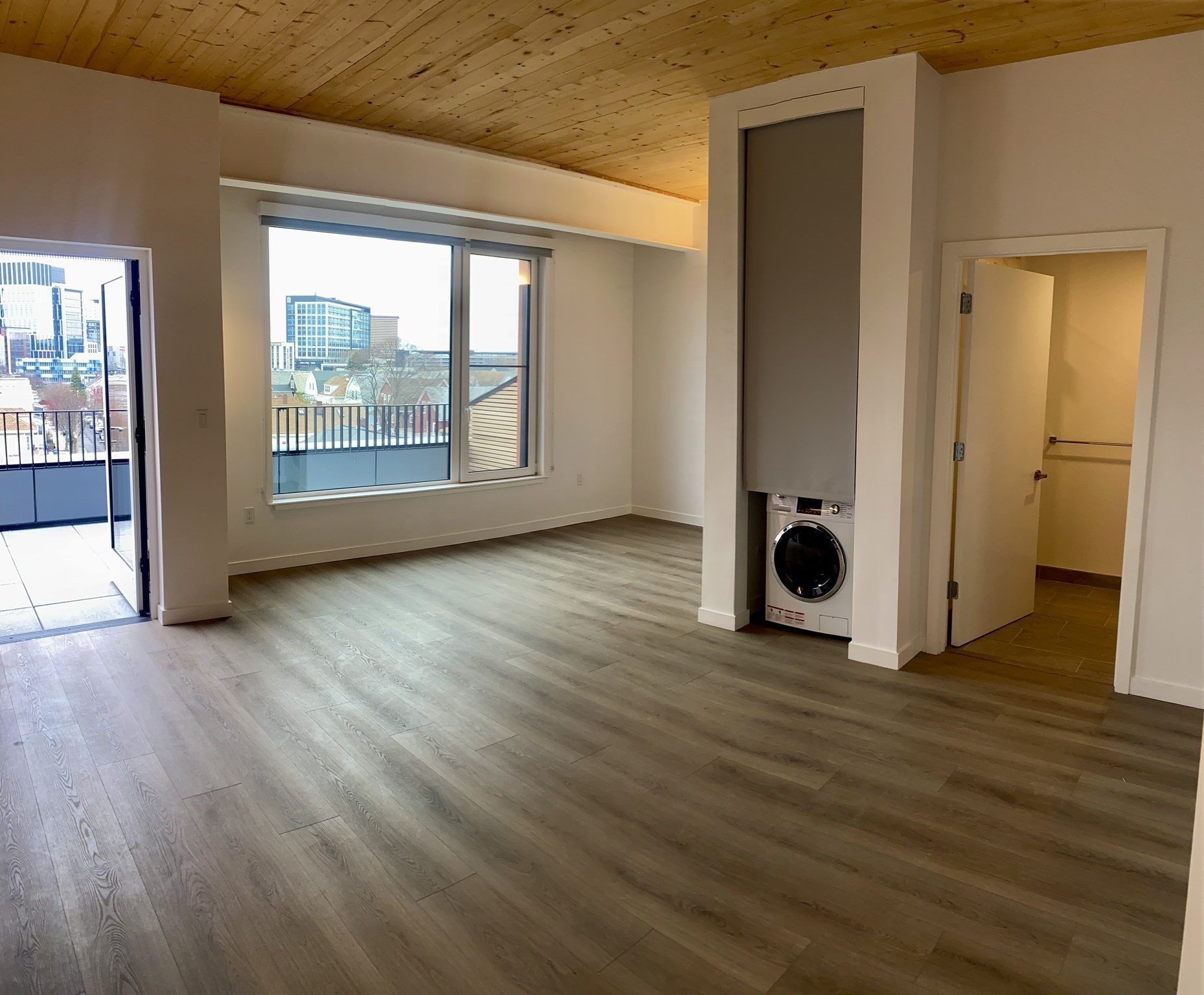 154 Broadway # 502 Property Photo 2