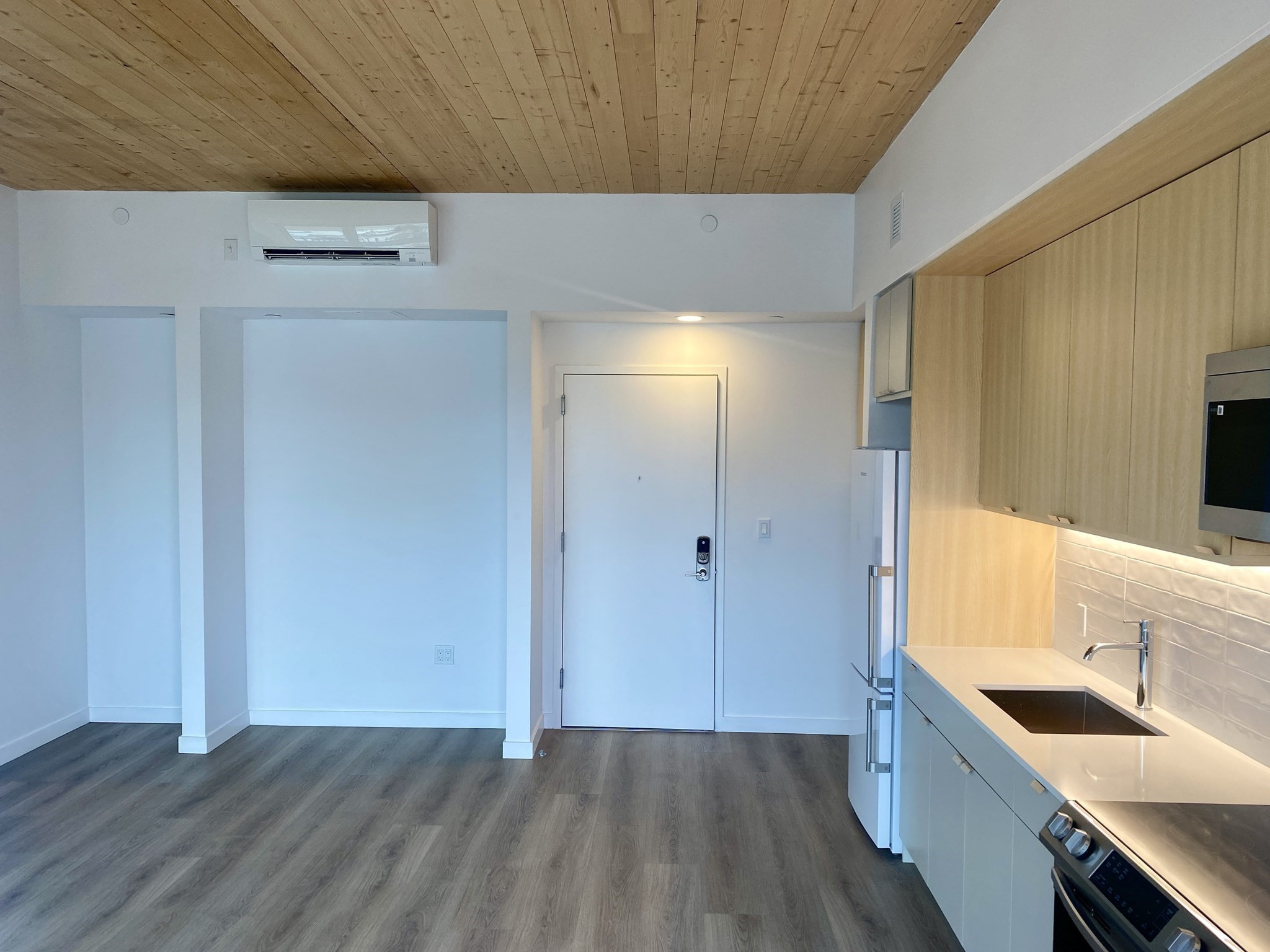 154 Broadway # 502 Property Photo 6