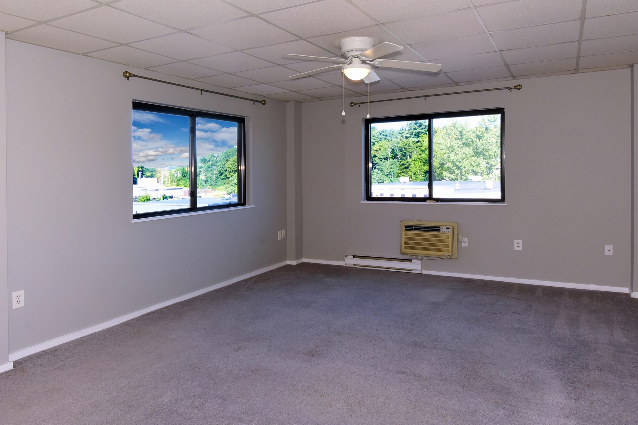 64 Foster St # 301 Property Photo 3
