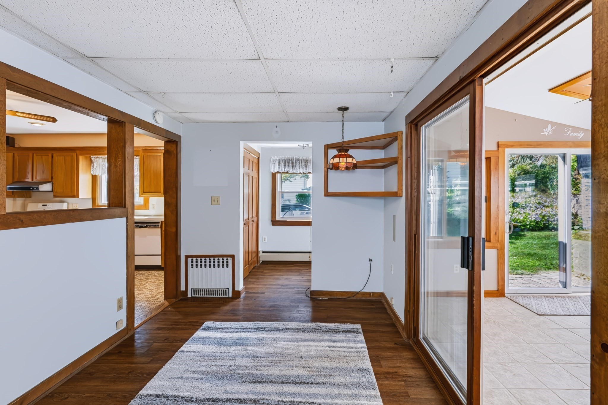 64 Locust St Property Photo 6