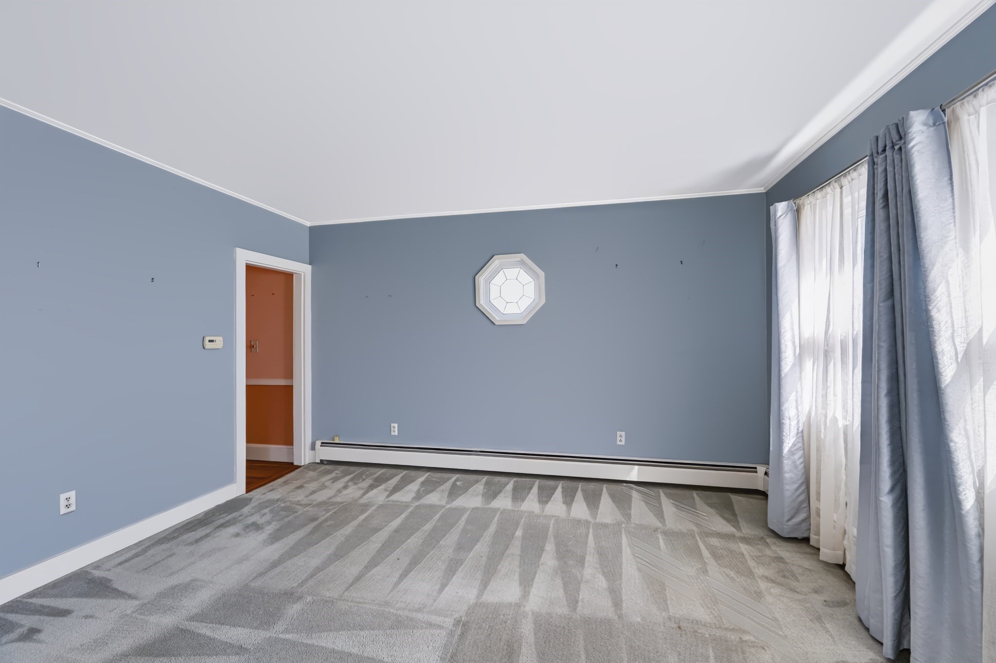 64 Locust St Property Photo 14
