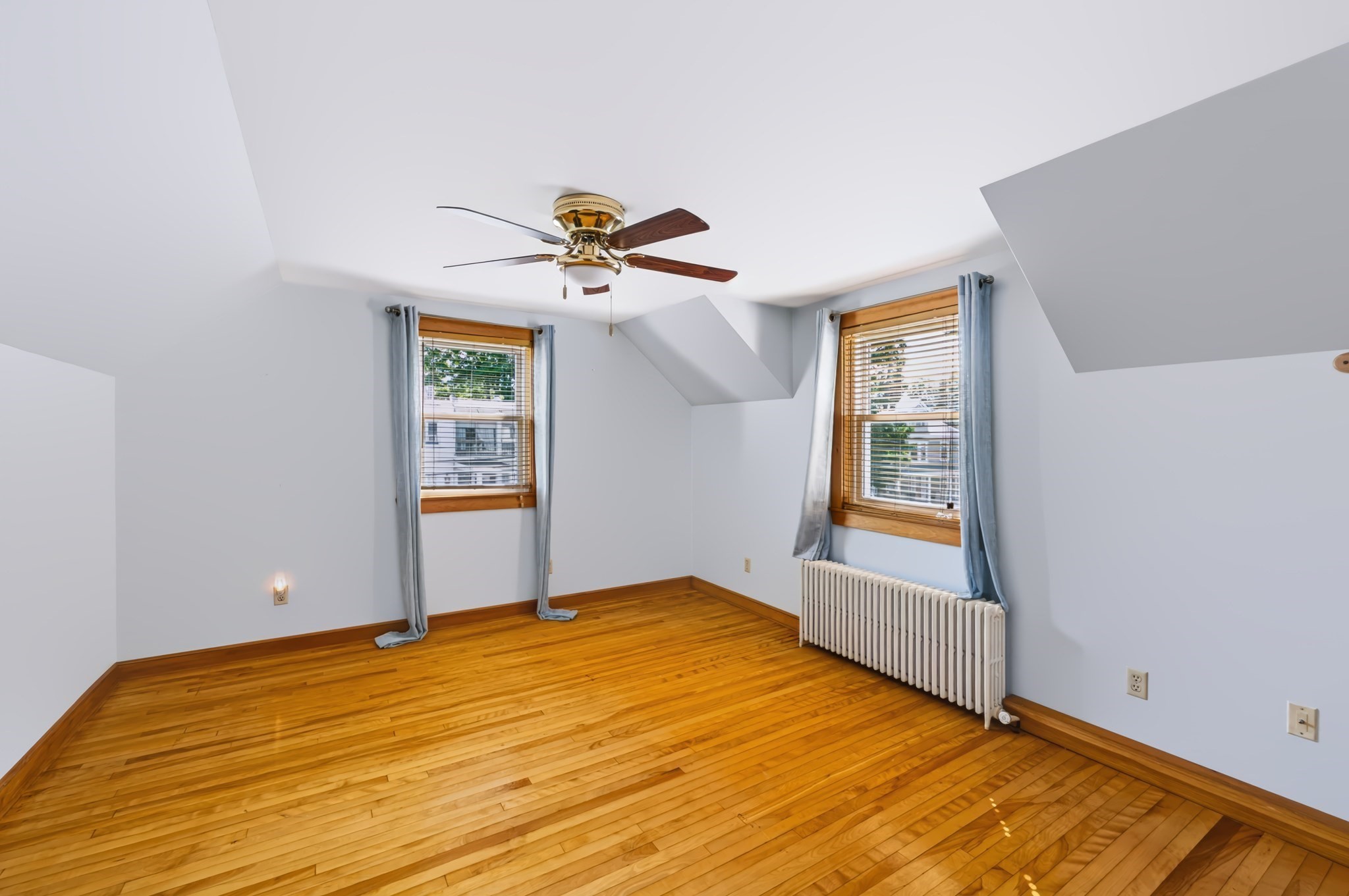 64 Locust St Property Photo 19