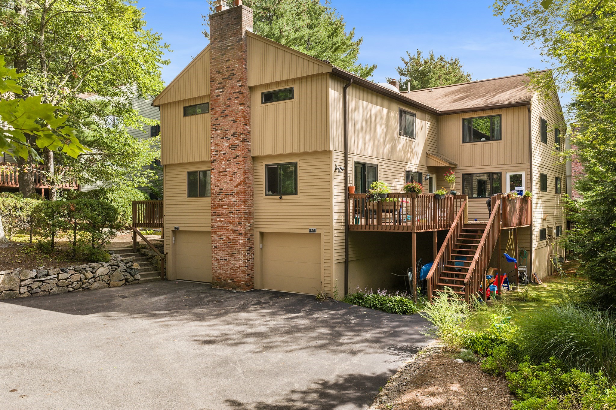 72 E Bluff Rd # 72 Property Photo 1
