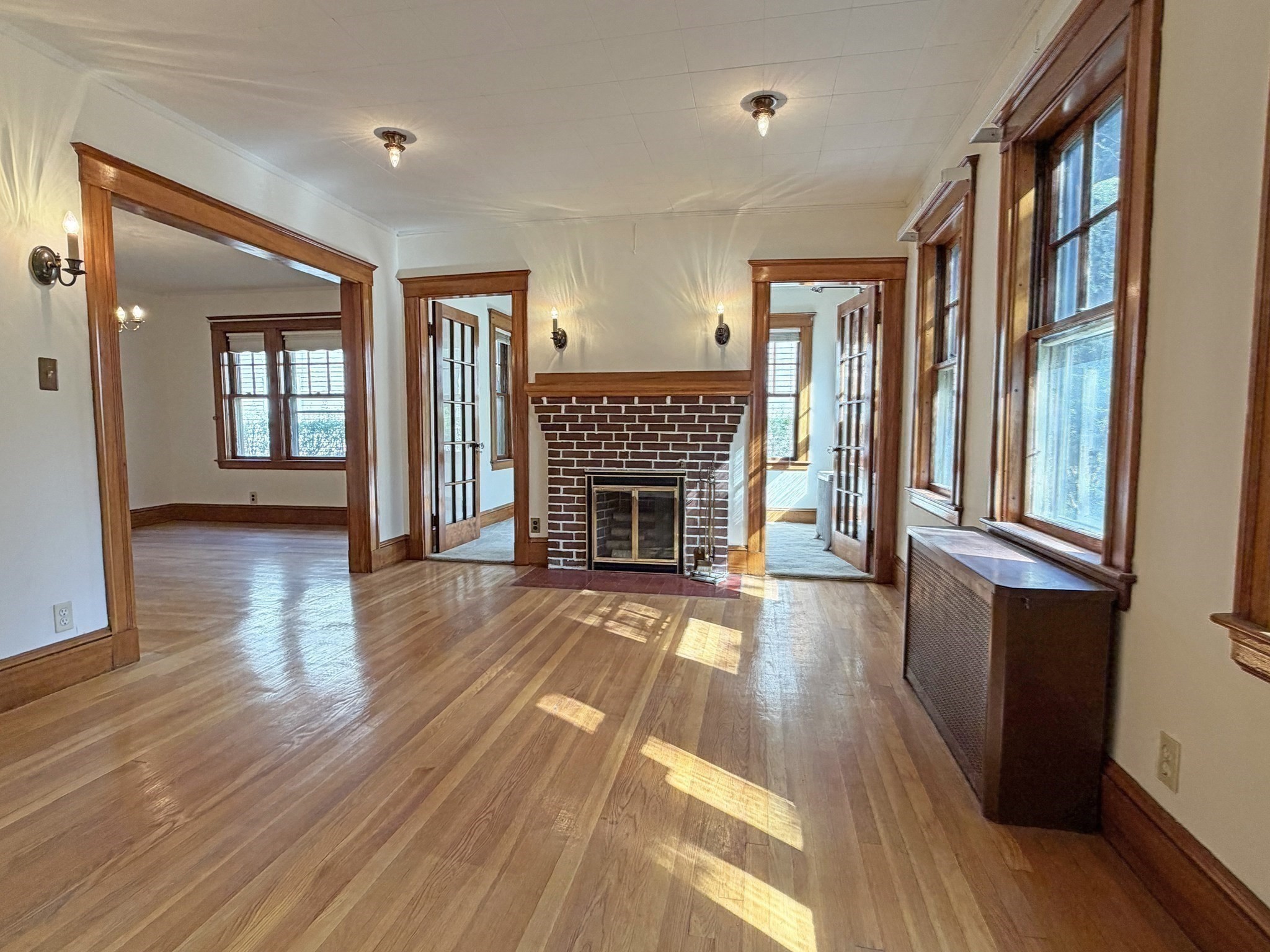 227-229 Tremont St Property Photo 6