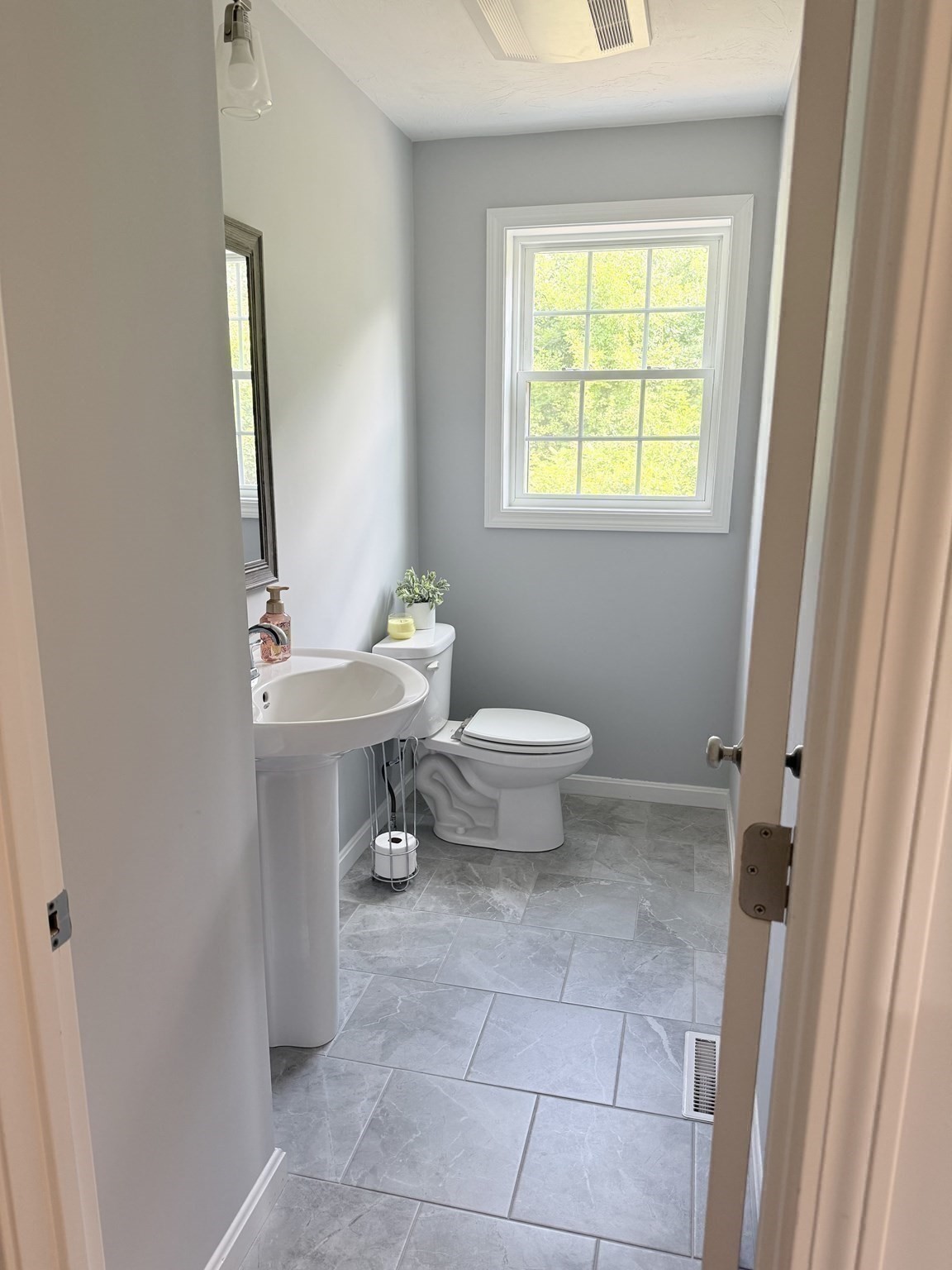 85 Riley Rd # 115 Property Photo 12