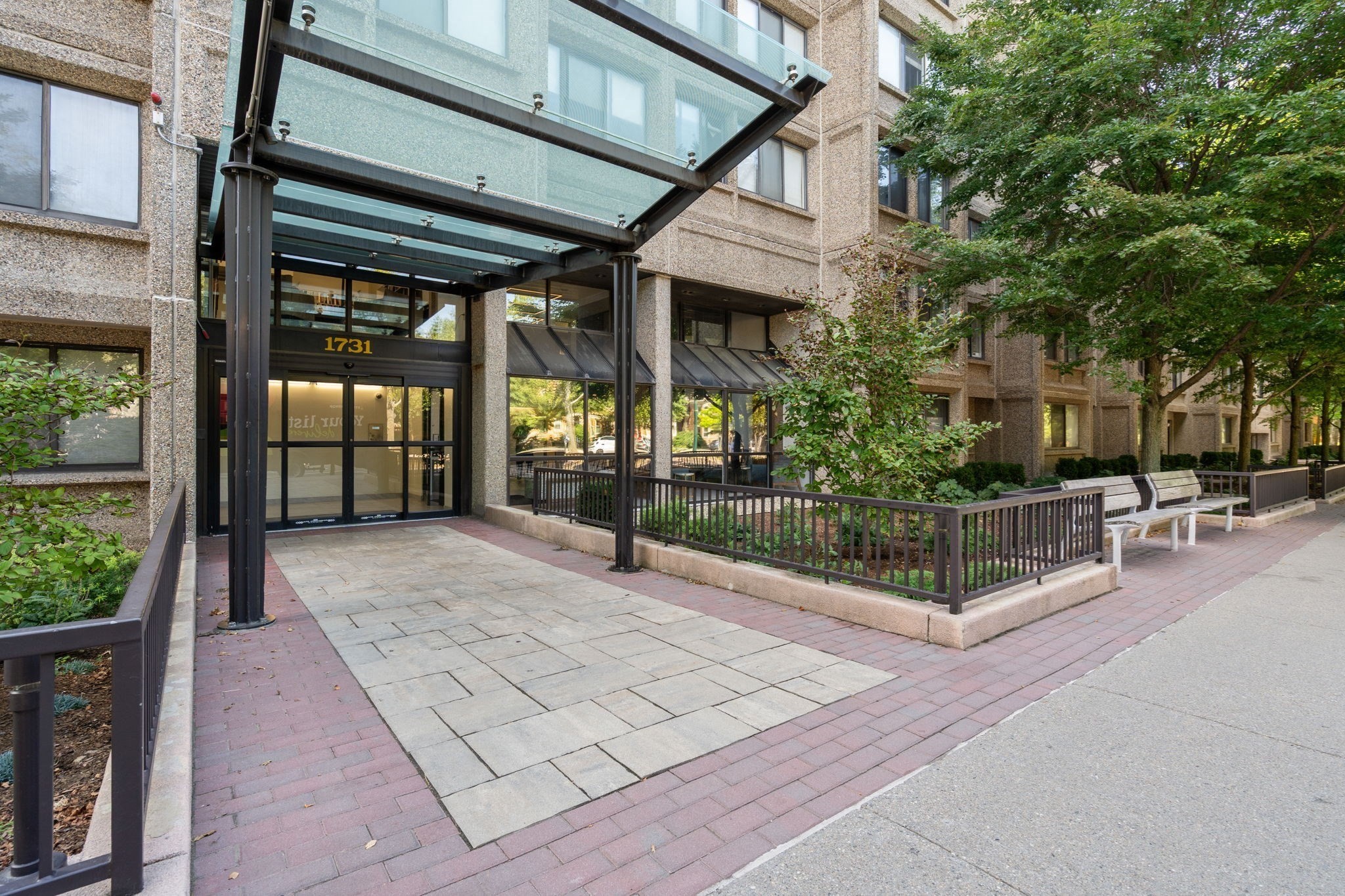 1731 Beacon Street # 402 Property Photo 1