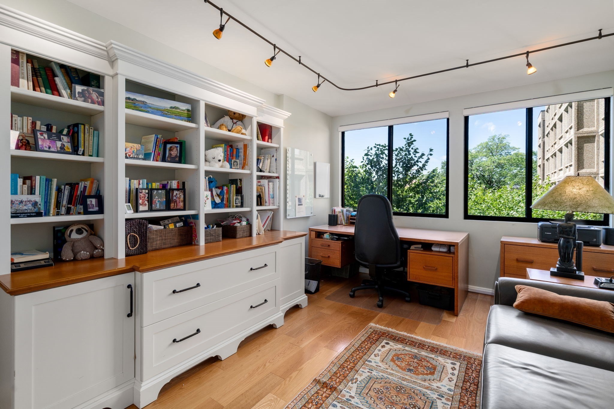 1731 Beacon Street # 402 Property Photo 15