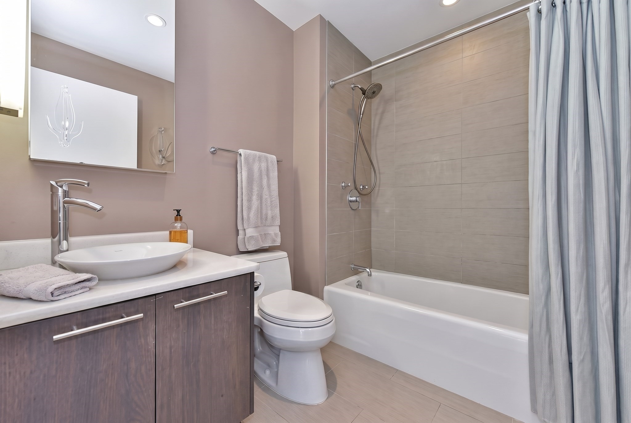 110 Stuart St # 18b Property Photo 7