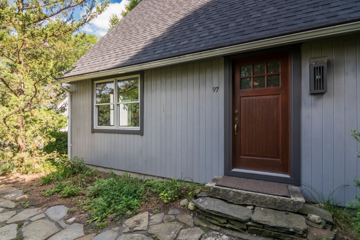 97 Crossbrook Ave Property Photo 1
