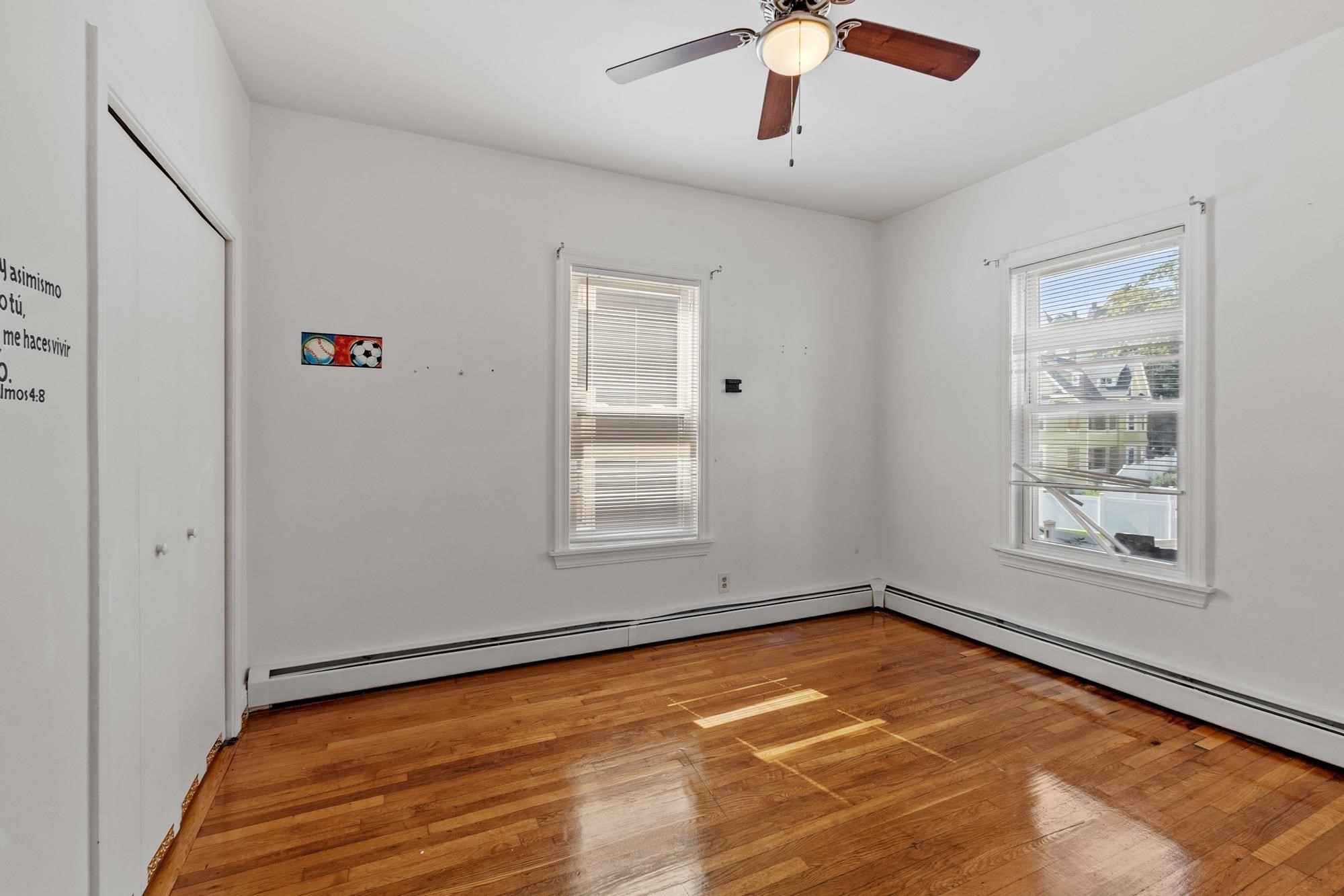 107 Hollingsworth St Property Photo 13
