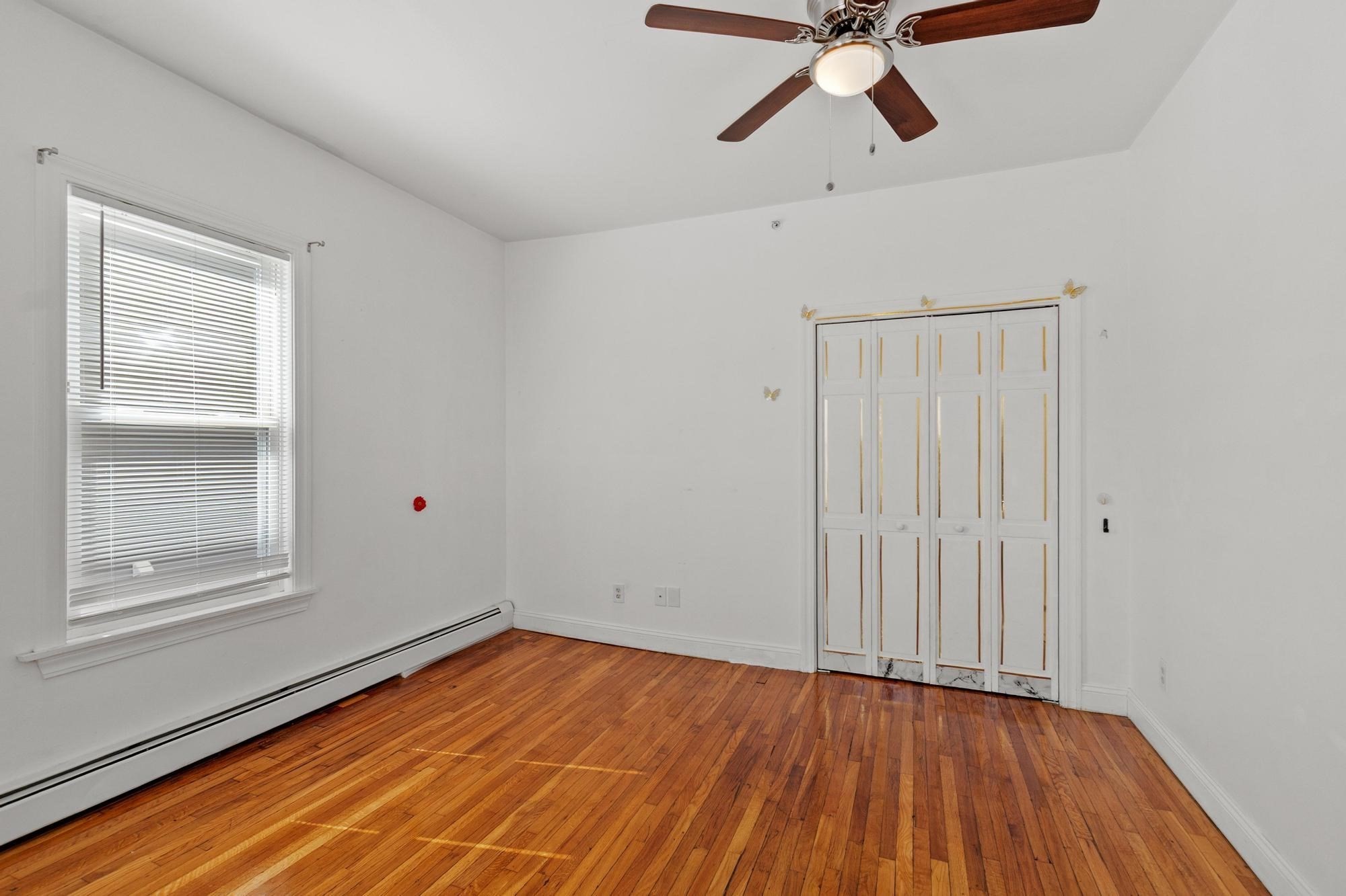 107 Hollingsworth St Property Photo 16
