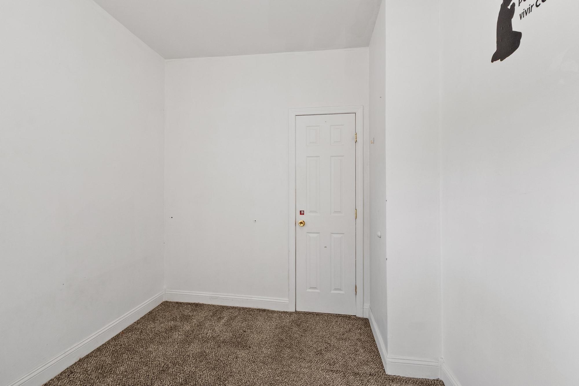 107 Hollingsworth St Property Photo 18