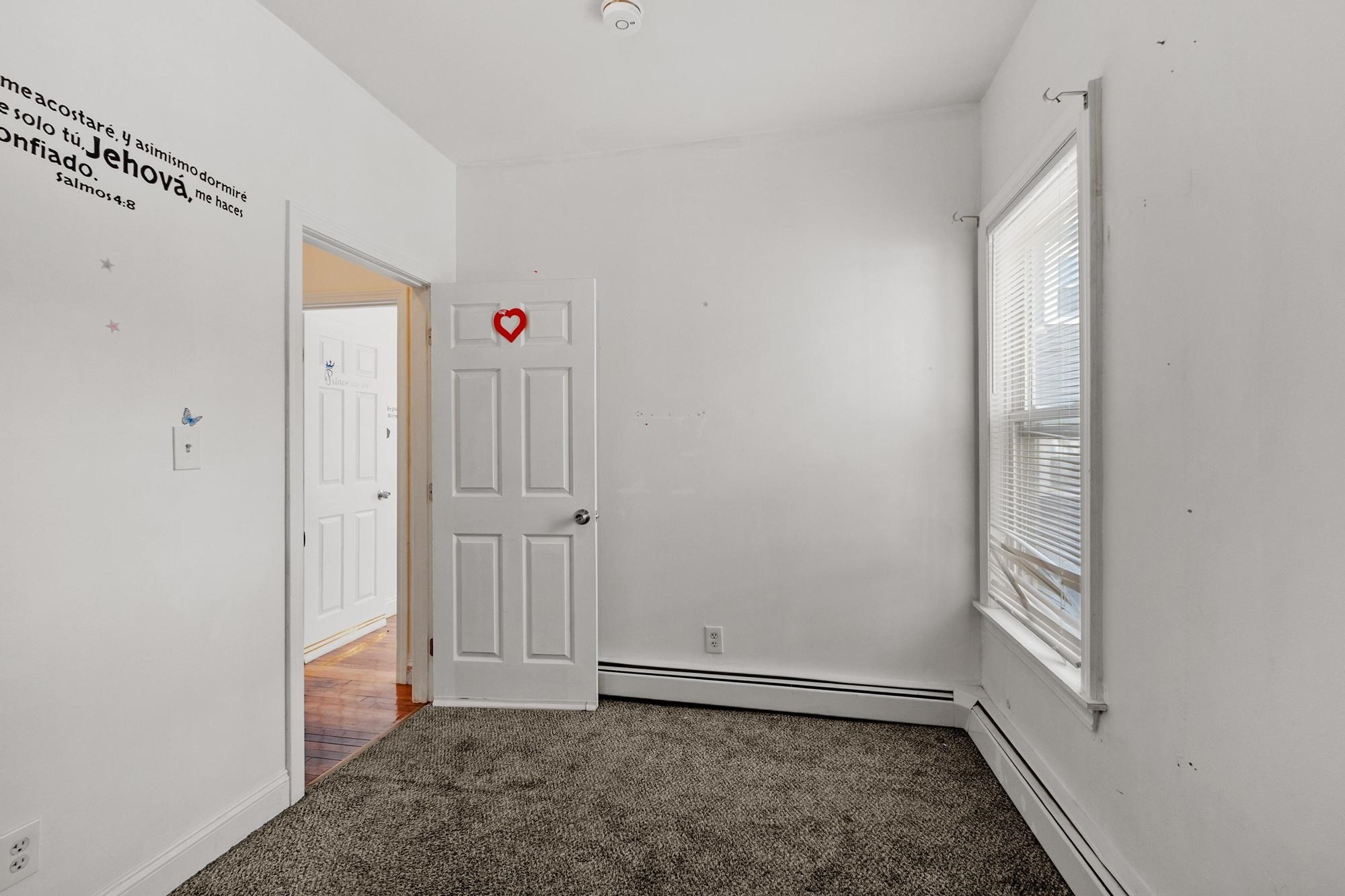 107 Hollingsworth St Property Photo 19