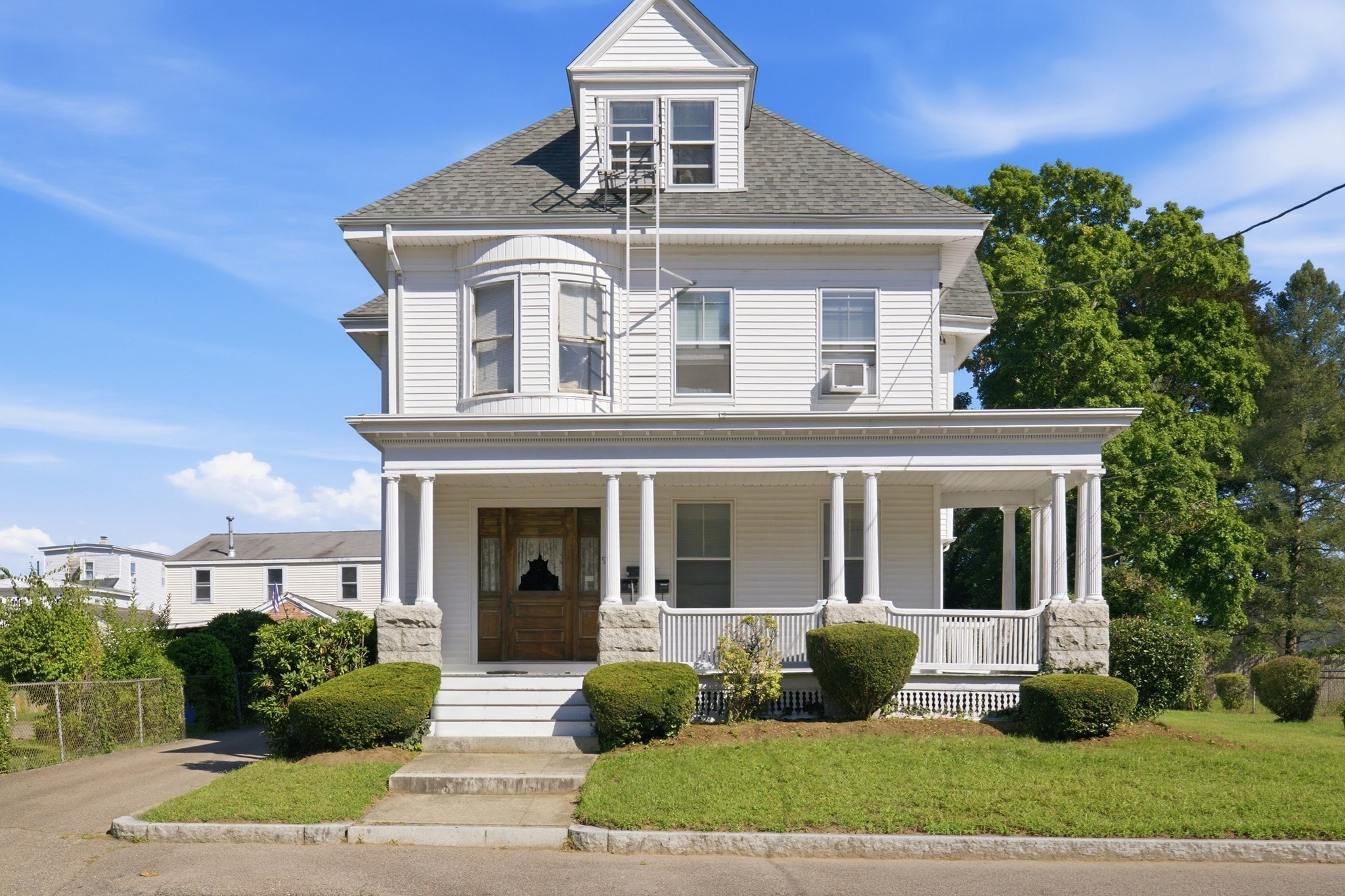 9 Orchard Street Property Photo 1