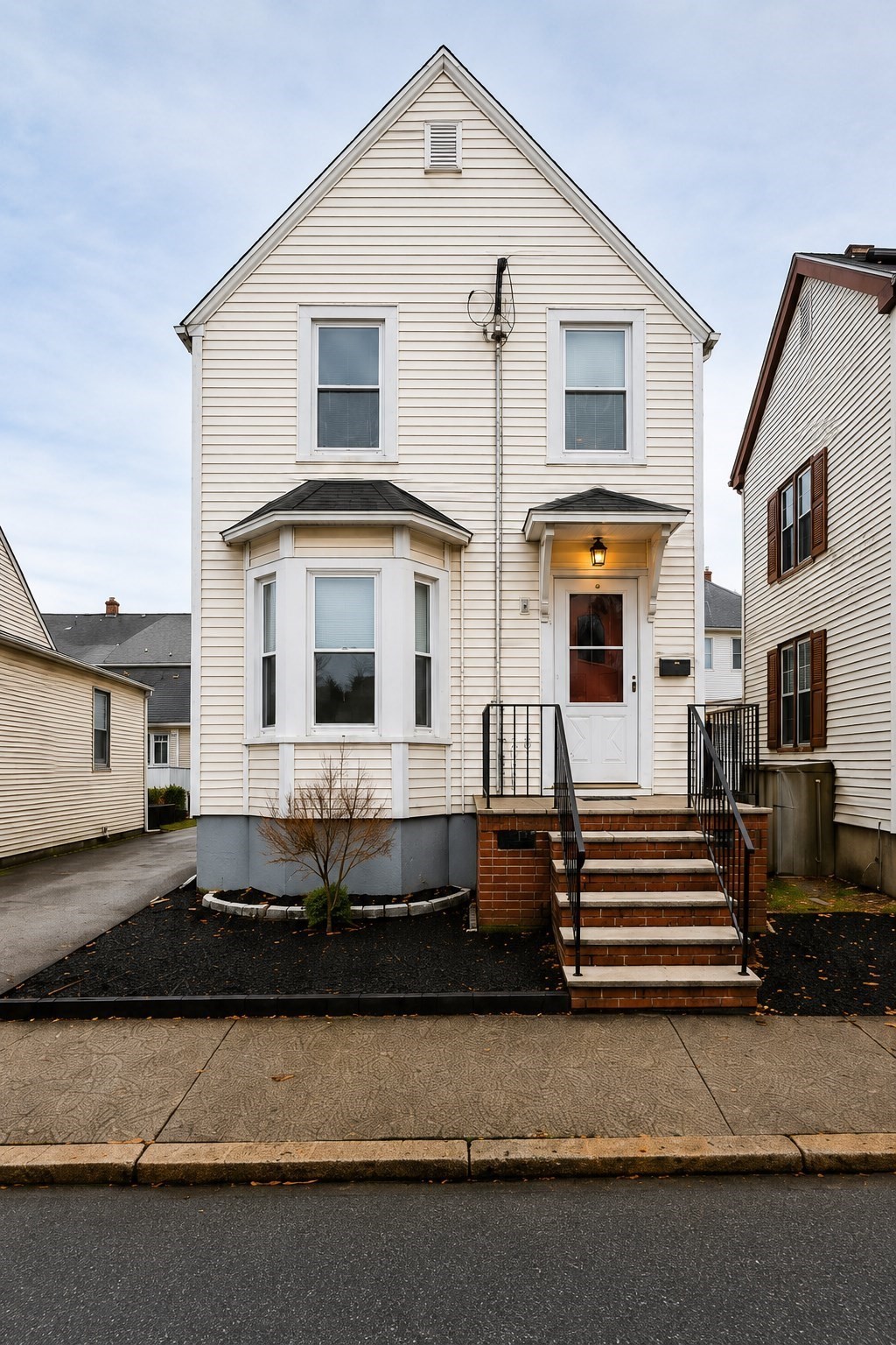 28 Everett St # 0 Property Photo 1