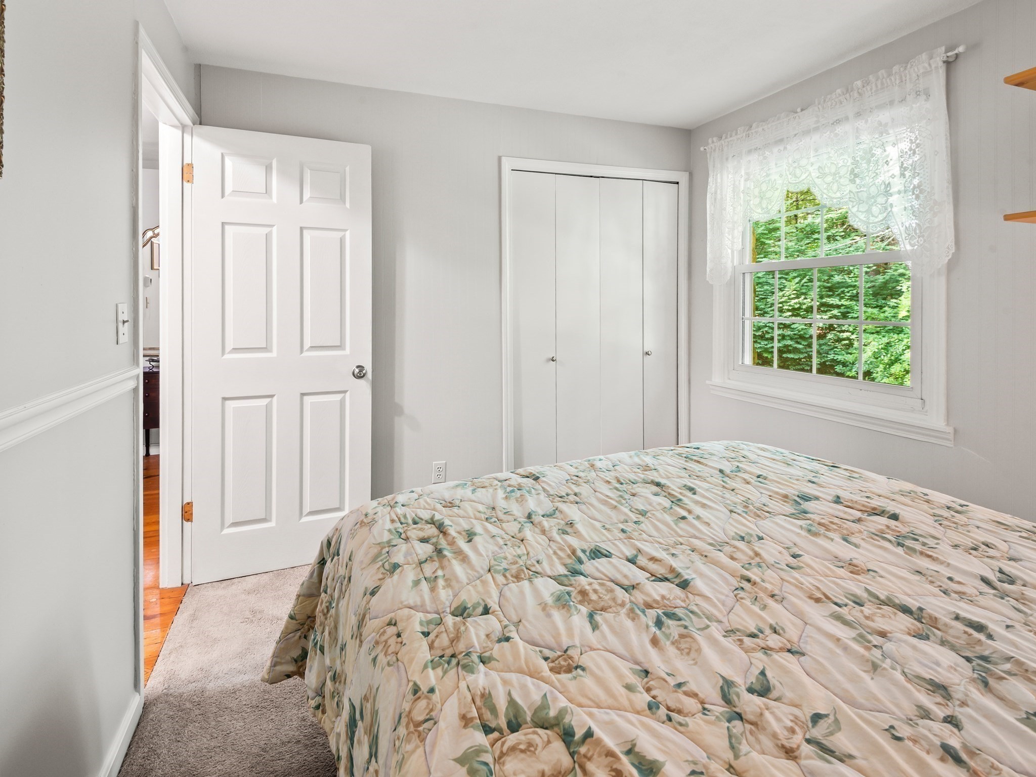 360 Wood St Property Photo 29