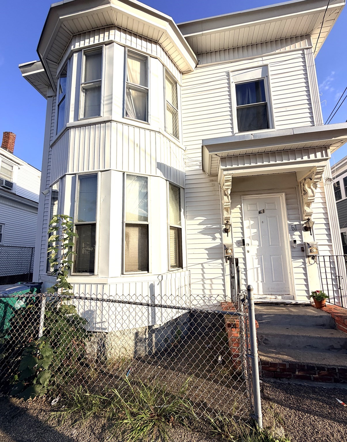 61 Pond St Property Photo 2