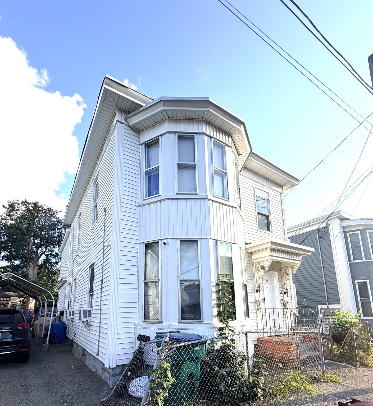 61 Pond St Property Photo 5