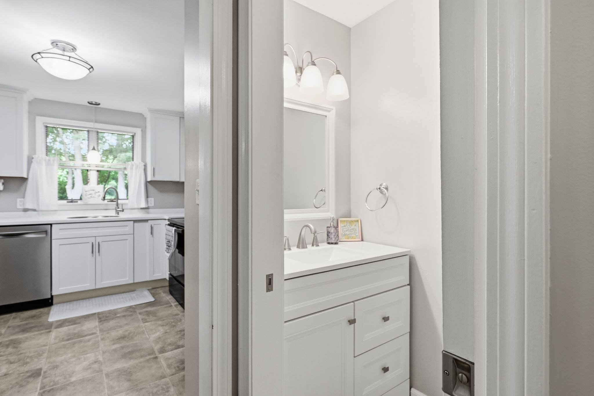 18 Mansion Woods Dr # D Property Photo 14