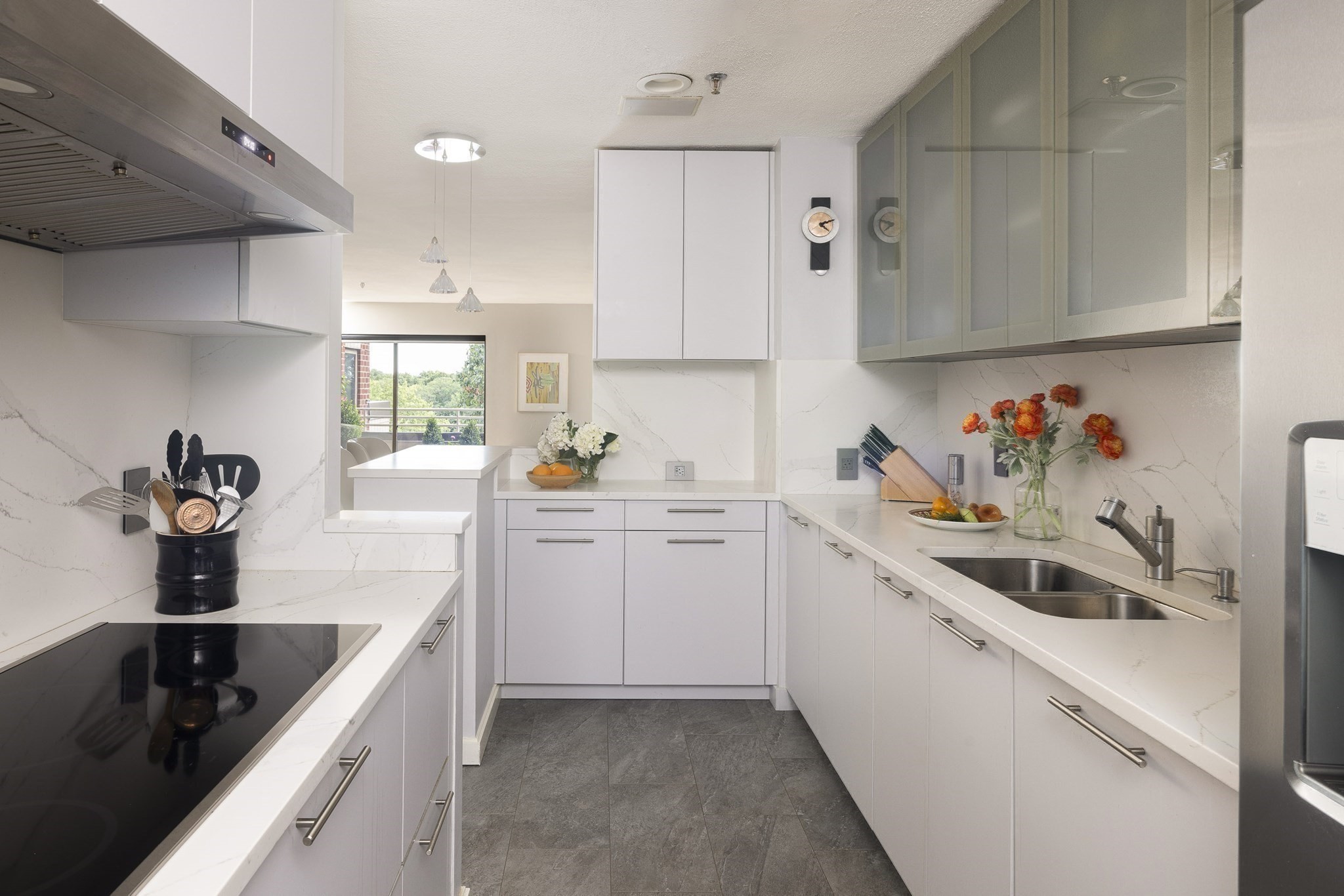 199 Coolidge Avenue # 307 Property Photo 4