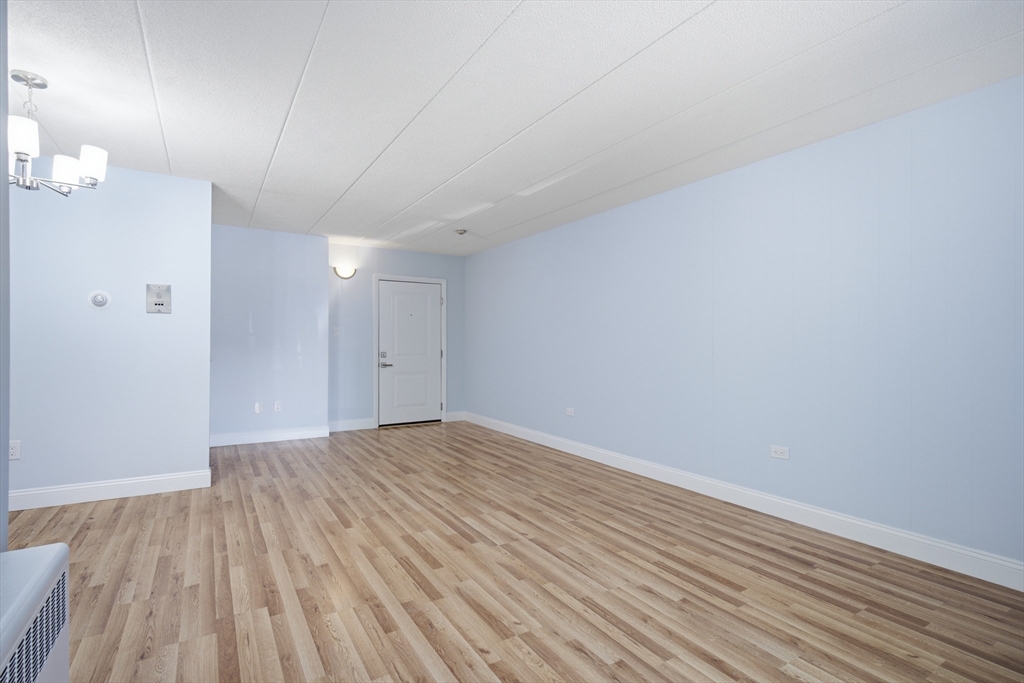 995 Massachusetts Ave # 206 Property Photo 10
