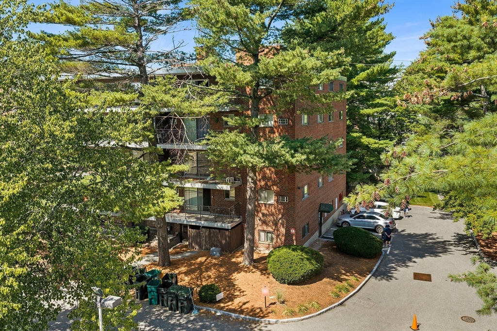 995 Massachusetts Ave # 206 Property Photo 26