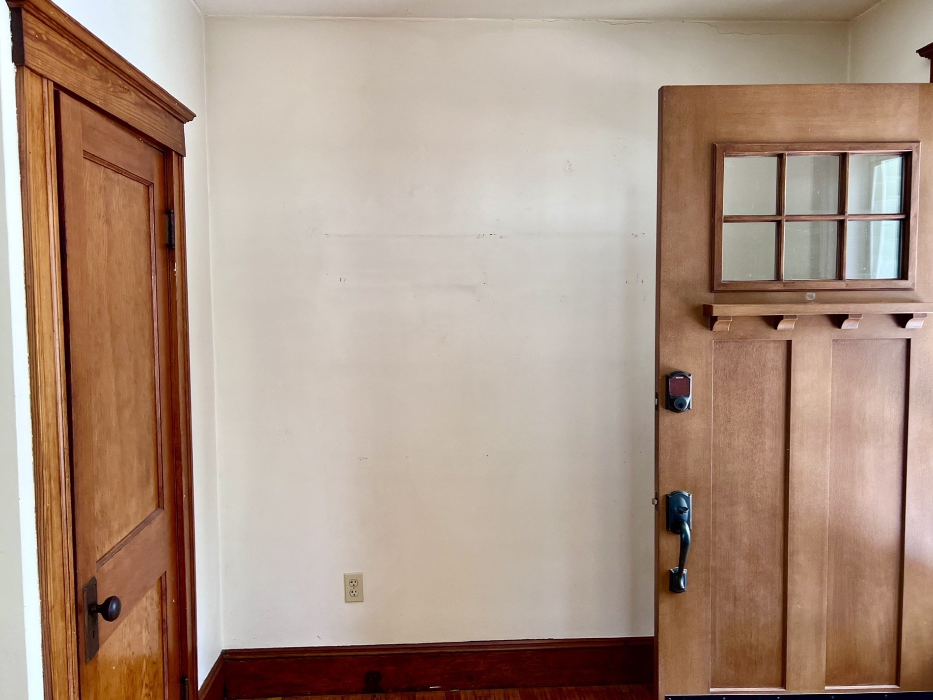 292 Beech # 1 Property Photo 2