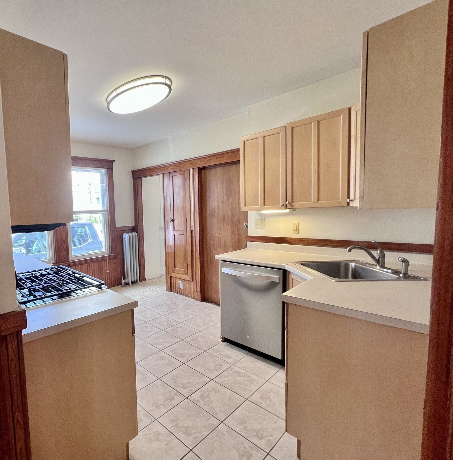 292 Beech # 1 Property Photo 7