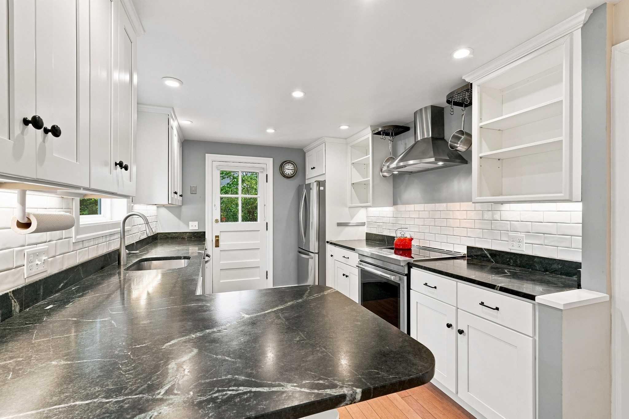 6 Smith Street Property Photo 12