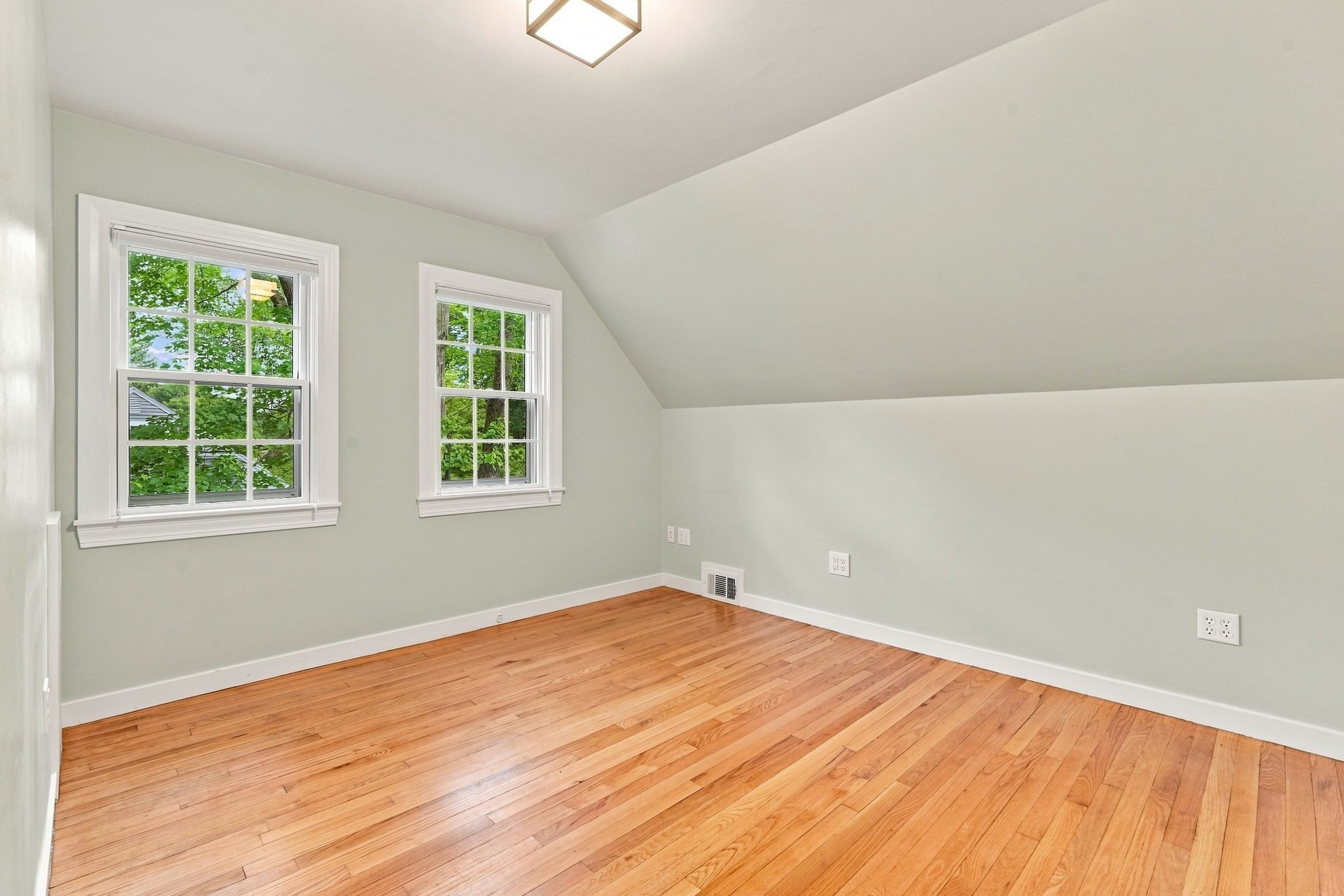 6 Smith Street Property Photo 20