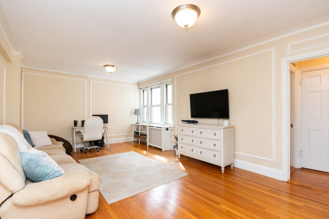 1450 Beacon St # 603 Property Photo 6