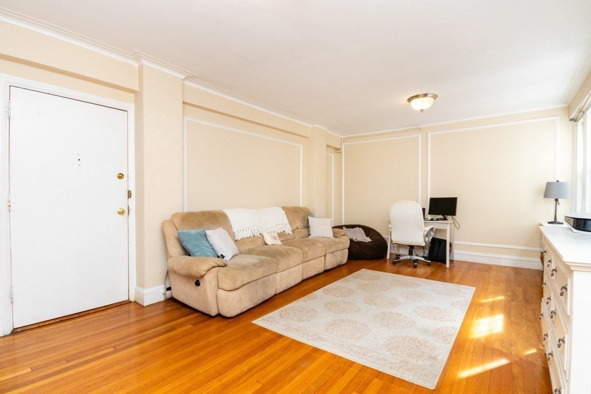 1450 Beacon St # 603 Property Photo 7