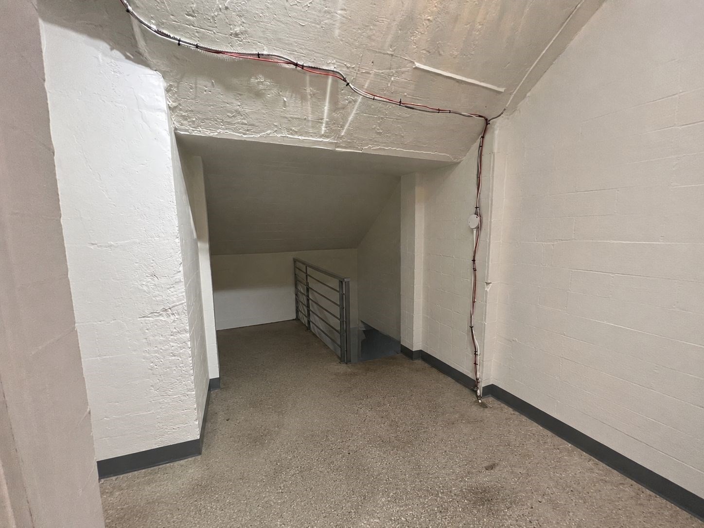449 Broadway # A Property Photo 5