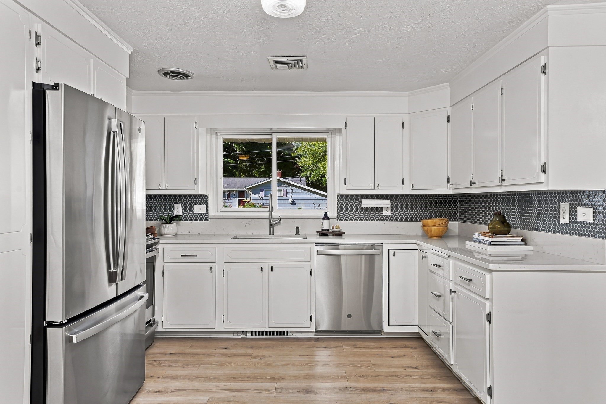 4 Nadine Road Property Photo 7