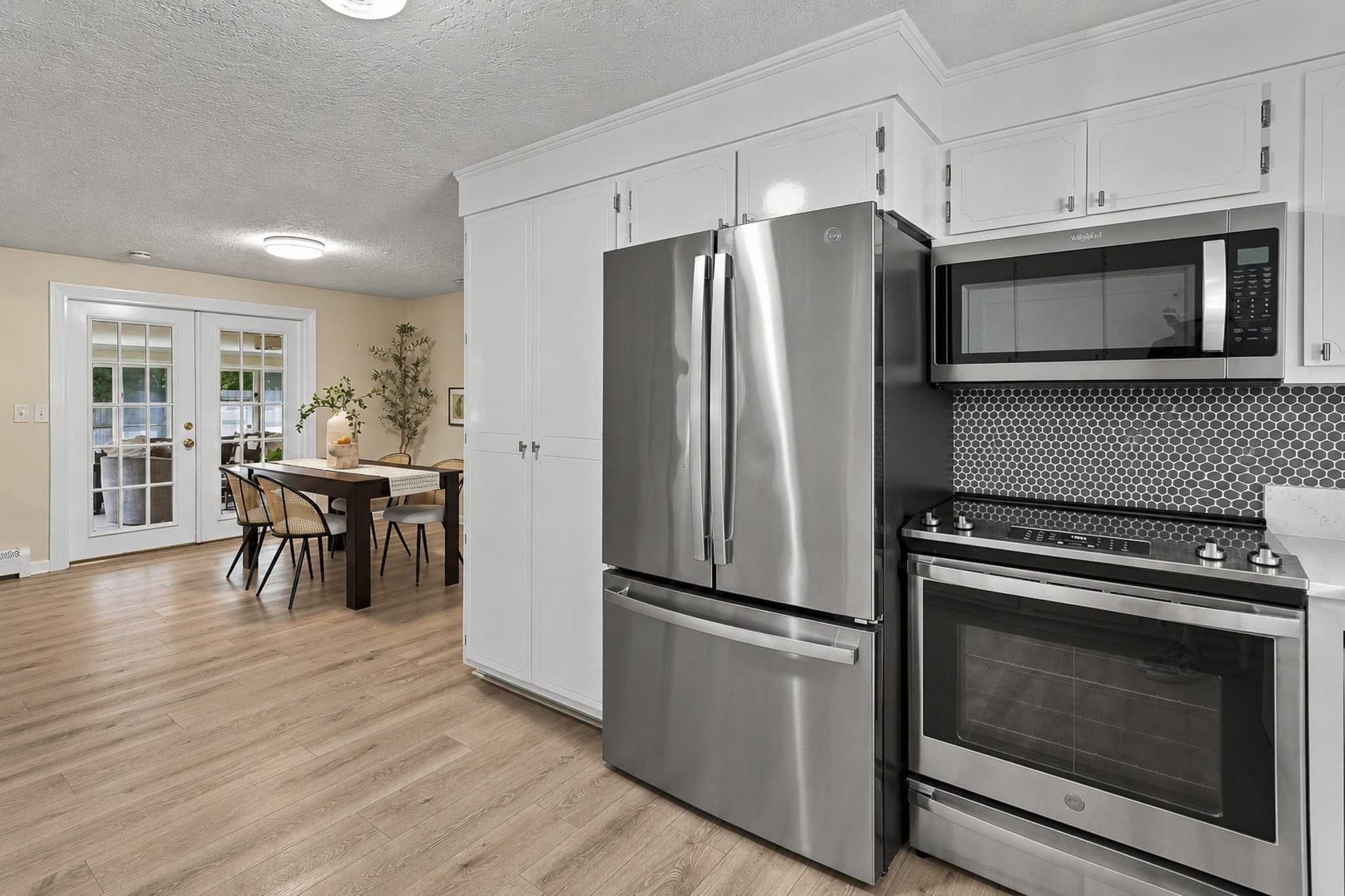 4 Nadine Road Property Photo 8