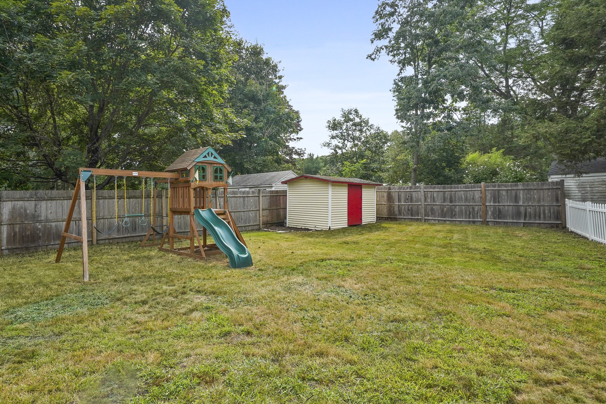 4 Nadine Road Property Photo 32